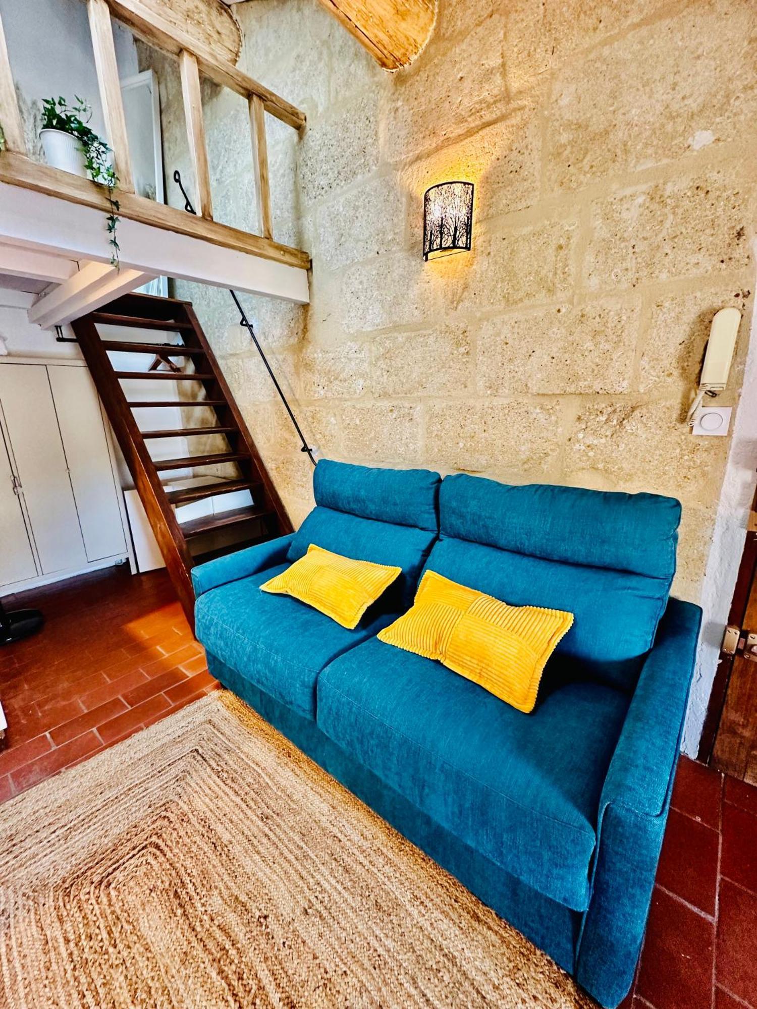 La Boheme : Gardon Et Pont Du Gard Apartment Remoulins Exterior photo