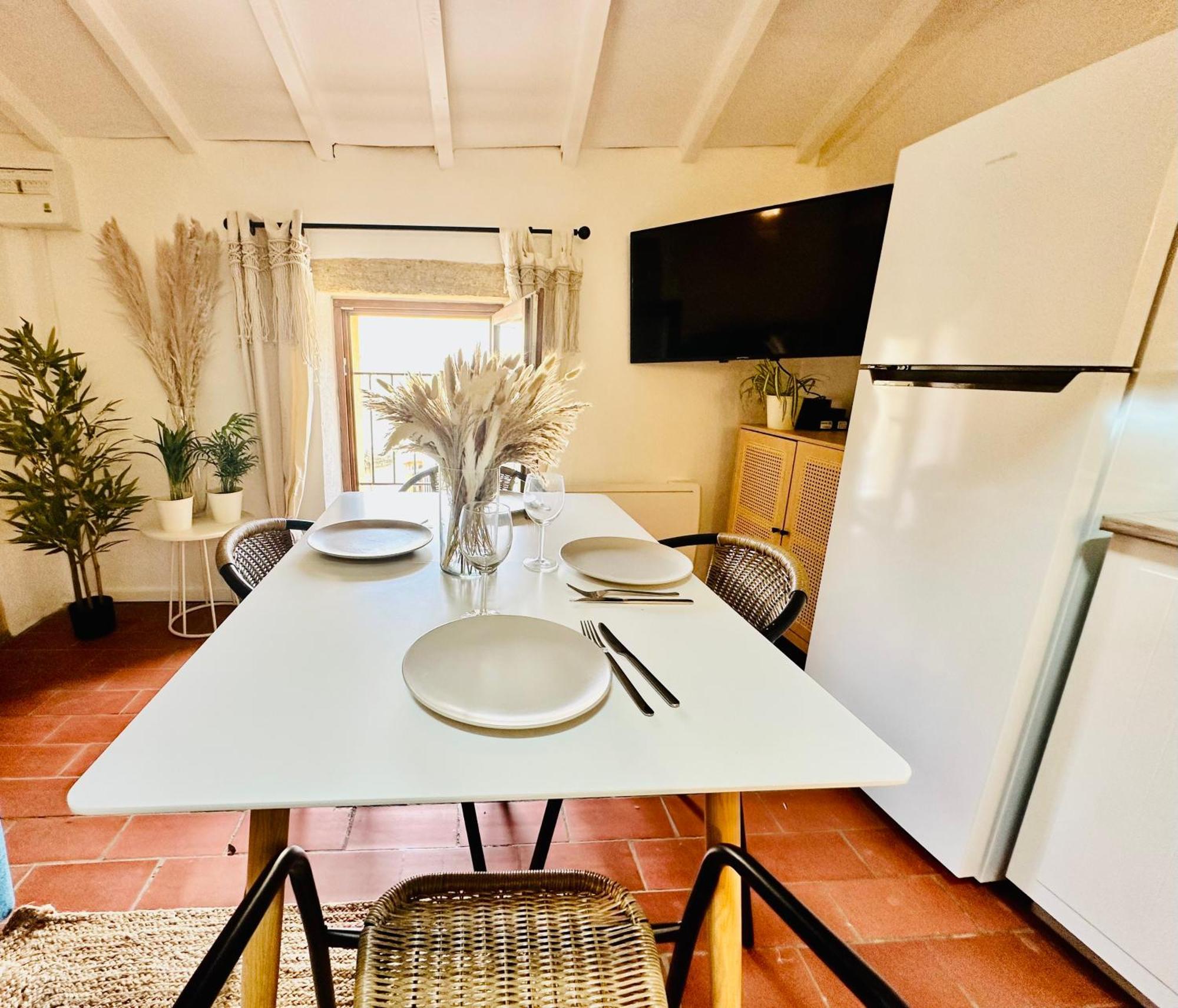 La Boheme : Gardon Et Pont Du Gard Apartment Remoulins Exterior photo